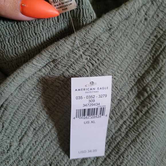 AE green guaze crop top - Picture 2 of 2